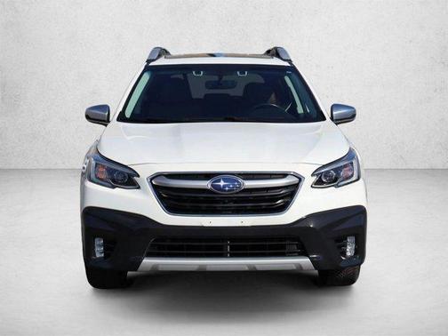 Crystal White Pearl 2022 Subaru Outback Touring