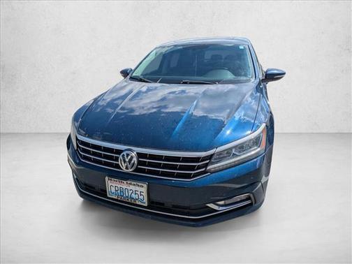 Tourmaline Blue Metallic 2018 Volkswagen Passat 2.0T SE