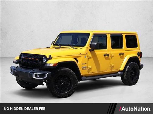 Hellayella Clearcoat 2019 Jeep Wrangler Unlimited Sahara