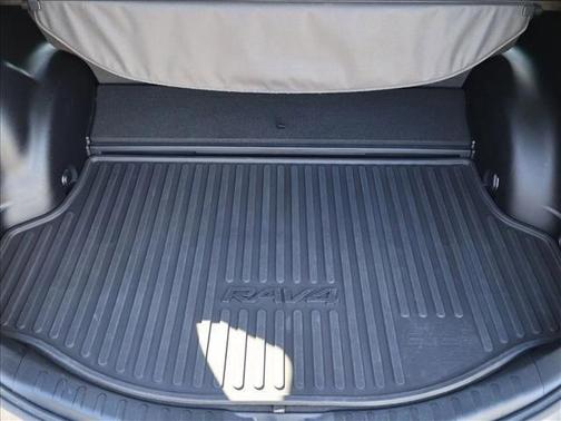 Magnetic Gray Metallic 2018 Toyota RAV4 Hybrid Limited