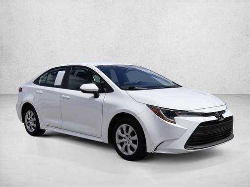 Ice Cap 2025 Toyota Corolla LE