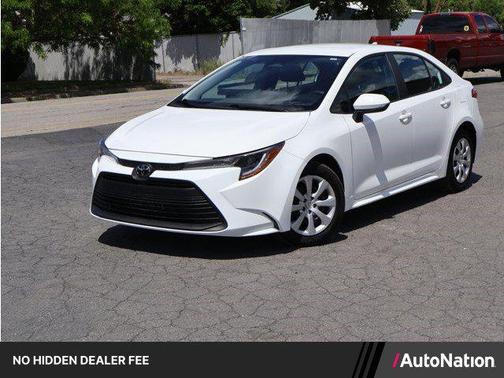 Ice Cap 2025 Toyota Corolla LE