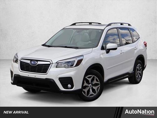 Crystal White Pearl 2021 Subaru Forester Premium