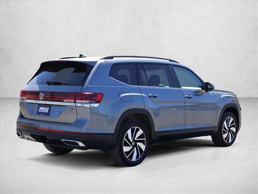 Silver 2025 Volkswagen Atlas 2.0T SE w/Technology 4MOTION