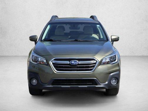 Wilderness Green Metallic 2019 Subaru Outback 2.5i Premium