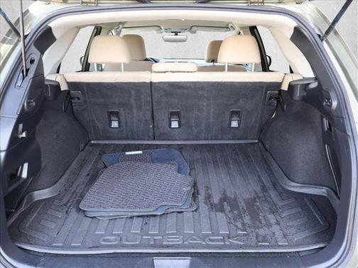 Wilderness Green Metallic 2019 Subaru Outback 2.5i Premium