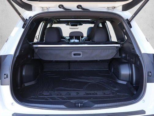 Crystal White Pearl 2025 Subaru Forester Premium
