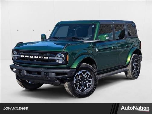 2024 Ford Bronco Outer Banks