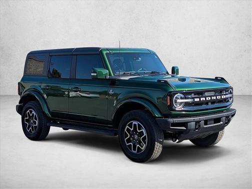 2024 Ford Bronco Outer Banks