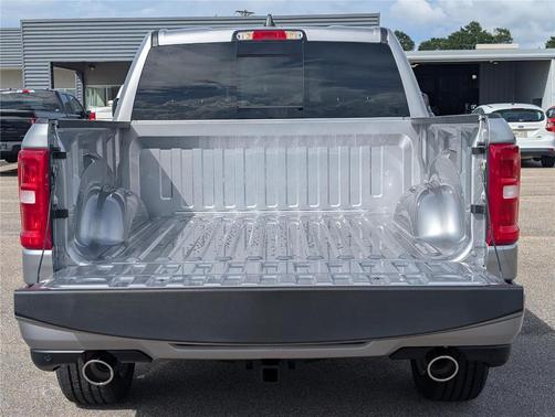 Billet Silver Metallic Clearcoat 2026 RAM 1500 Big Horn