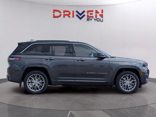 2022 Jeep Grand Cherokee 4xe Summit