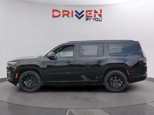 Gloss Black 2026 Jeep Grand Wagoneer Limited Reserve