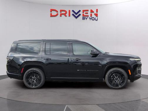 Gloss Black 2026 Jeep Grand Wagoneer Limited Reserve