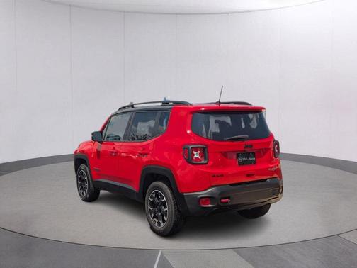 Colorado Red Clearcoat 2023 Jeep Renegade Trailhawk