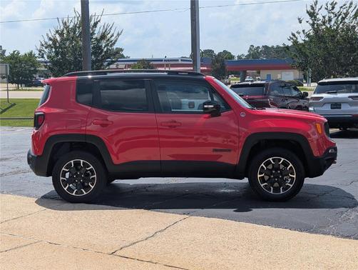 Colorado Red Clearcoat 2023 Jeep Renegade Trailhawk