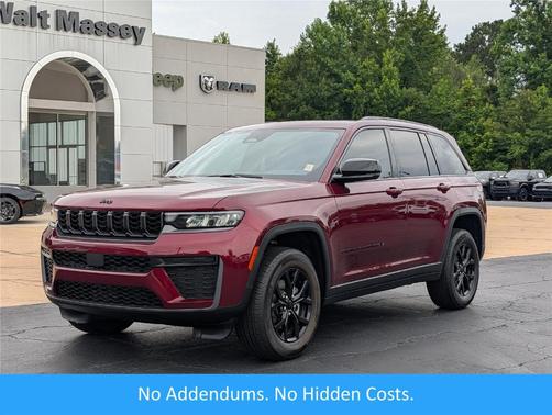 Velvet Red Pearlcoat 2026 Jeep Grand Cherokee Laredo