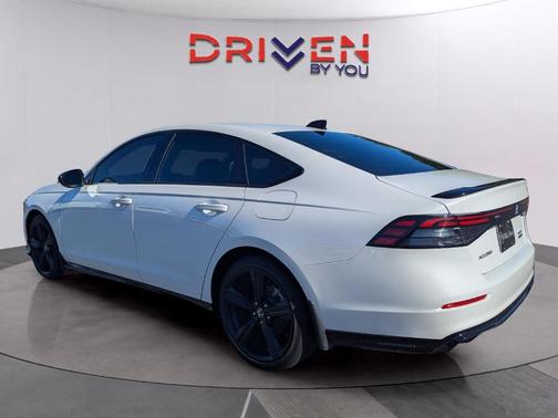 2023 Honda Accord Hybrid Sport-L