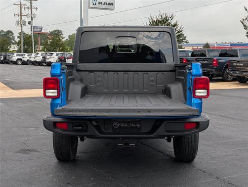 Hydro Blue Pearlcoat 2026 Jeep Gladiator Sport