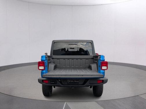 Hydro Blue Pearlcoat 2026 Jeep Gladiator Sport
