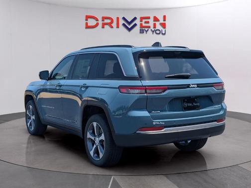 Steel Blue 2026 Jeep Grand Cherokee Limited