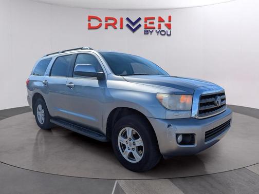 2013 Toyota Sequoia SR5