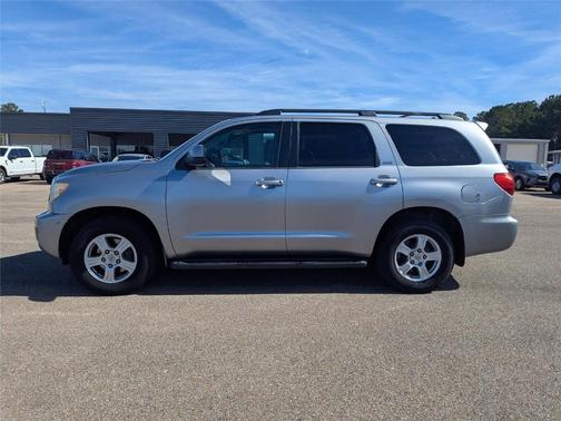 2013 Toyota Sequoia SR5