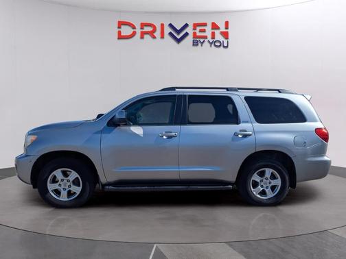 2013 Toyota Sequoia SR5