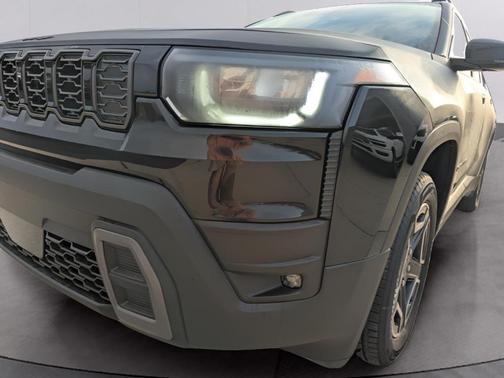 2026 Jeep Cherokee LAREDO/LIMITED