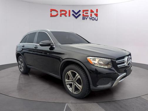 2017 Mercedes-Benz GLC 300 Base