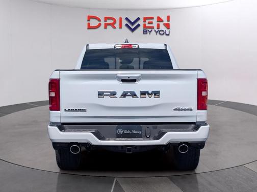 Bright White Clearcoat 2026 RAM 1500 Laramie
