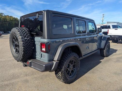 Anvil Clearcoat 2026 Jeep Wrangler Sport