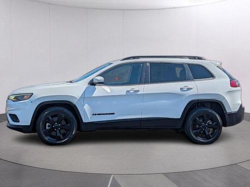 Bright White Clearcoat 2021 Jeep Cherokee Latitude Plus