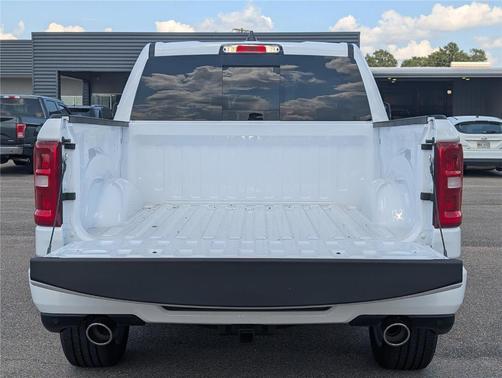 Bright White Clearcoat 2026 RAM 1500 Big Horn