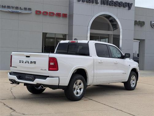 Bright White Clearcoat 2026 RAM 1500 Big Horn