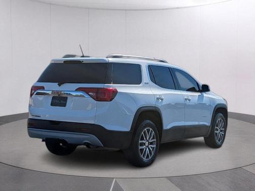 Summit White 2019 GMC Acadia SLE-2