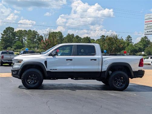 Silver Zynith 2026 RAM 1500 RHO