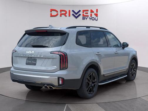 Wolf Gray 2023 Kia Telluride SX X-Line