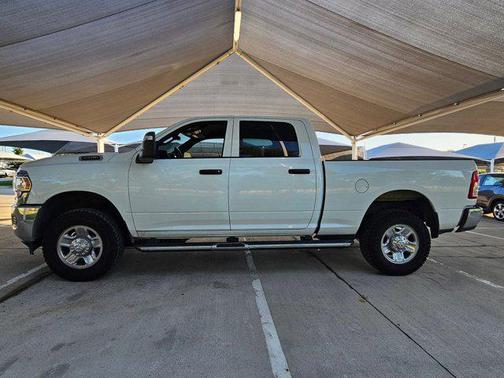 2024 RAM 2500 Tradesman Crew Cab 4x4 6'4' Box