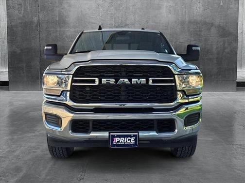 2024 RAM 2500 Tradesman Crew Cab 4x4 6'4' Box