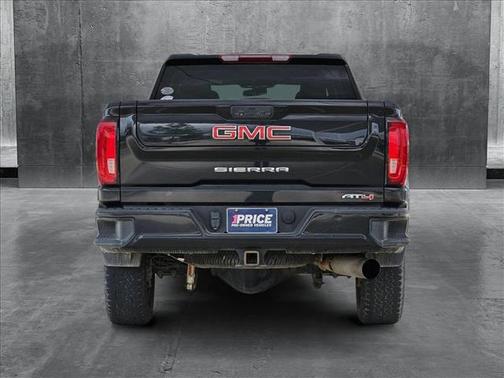 2022 GMC Sierra 2500 AT4