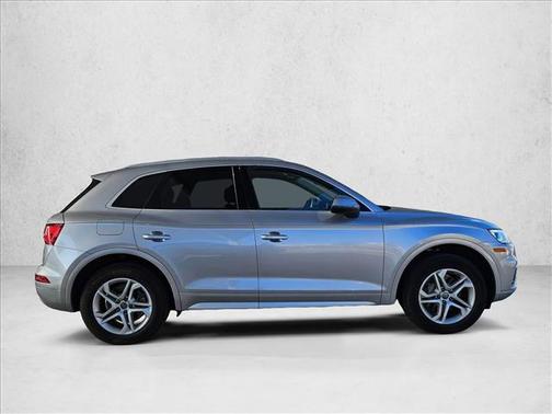 2018 Audi Q5 2.0T Premium Plus
