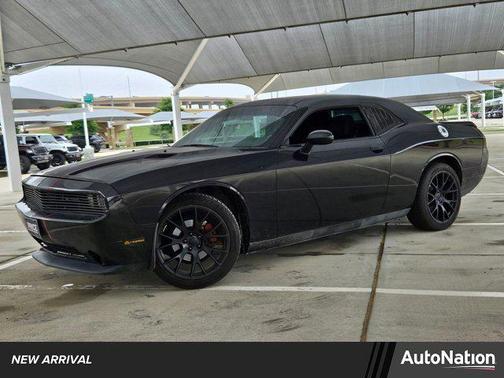2013 Dodge Challenger SXT