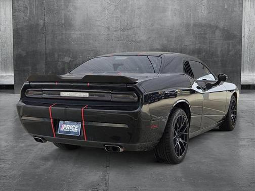 2013 Dodge Challenger SXT