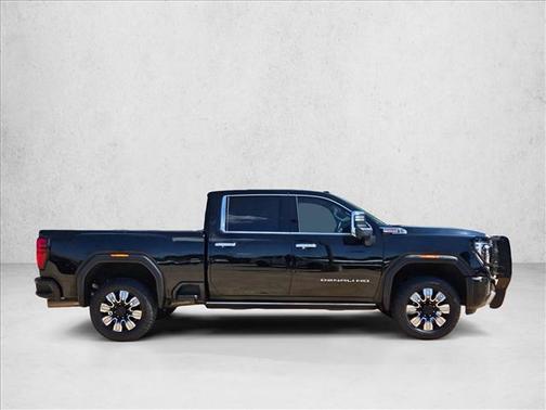 2024 GMC Sierra 2500 Denali