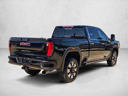 2024 GMC Sierra 2500 Denali