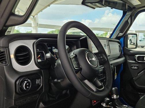 2025 Jeep Gladiator Willys