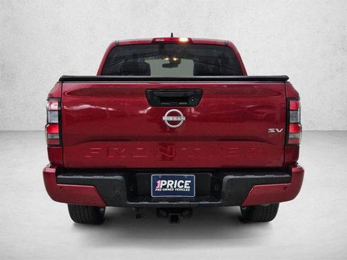 Cardinal Red Tricoat 2022 Nissan Frontier SV