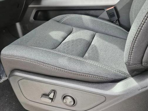 Bright White Clearcoat 2026 RAM 1500 Lone Star