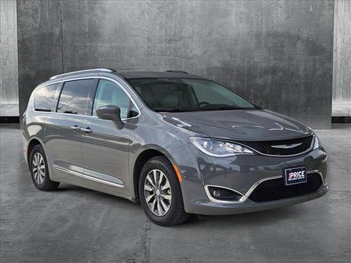 2020 Chrysler Pacifica Hybrid Touring L