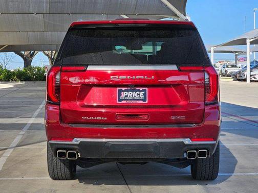 2025 GMC Yukon Denali